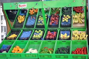 Travelnews.lv ievērtē Ziemeļkipras veikalos augļu un dārzeņu izvēli un daudzumu. Sadarbībā ar Puzzle Travel 4