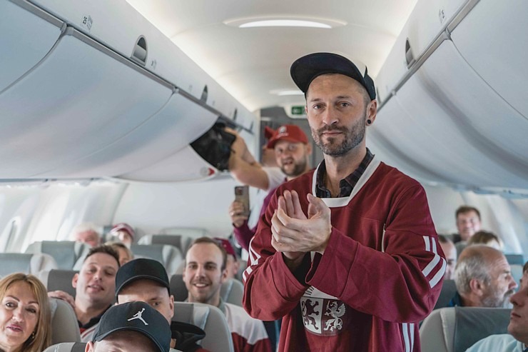 «airBaltic» sadarbībā ar Latvijas Hokeja federāciju organizē fanu lidojumus uz Tamperi 336882