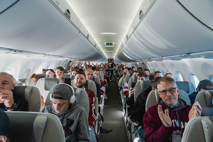 «airBaltic» sadarbībā ar Latvijas Hokeja federāciju organizē fanu lidojumus uz Tamperi 336884