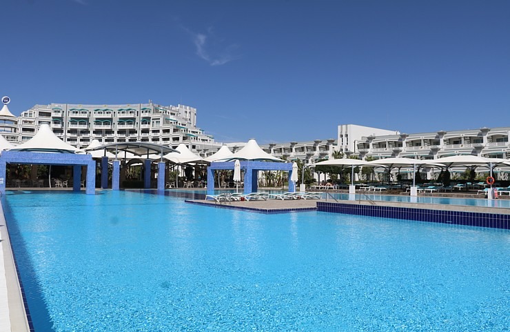Travelnews.lv iepazīst ļoti skaistu Ziemeļkipras viesnīcu «Limak Cyprus Deluxe Hotel». Sadarbībā ar Puzzle Travel 337248
