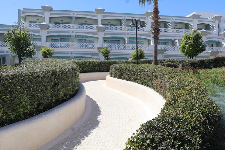 Travelnews.lv iepazīst ļoti skaistu Ziemeļkipras viesnīcu «Limak Cyprus Deluxe Hotel». Sadarbībā ar Puzzle Travel 337250