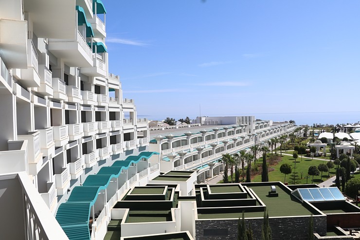 Travelnews.lv iepazīst ļoti skaistu Ziemeļkipras viesnīcu «Limak Cyprus Deluxe Hotel». Sadarbībā ar Puzzle Travel 337236