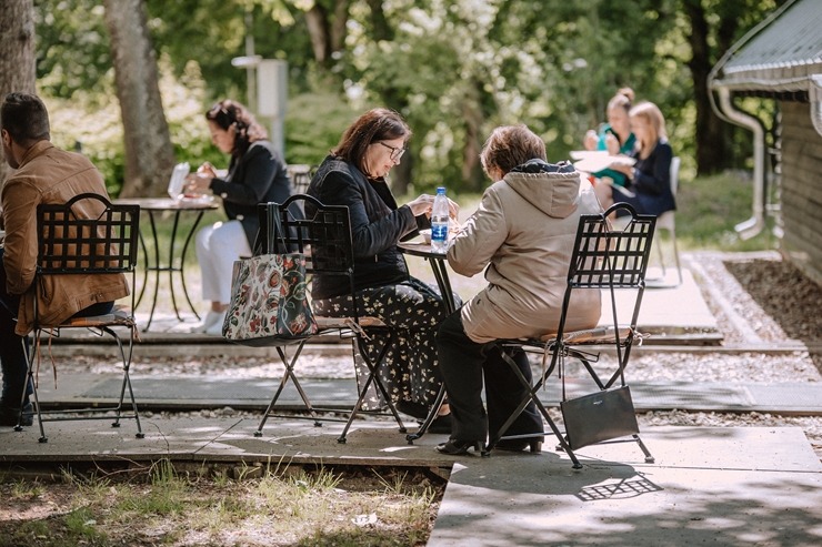 Lūznavas muižā pulcējas Latgales tūrisma profesionāļi uz semināru «Esi i dori». Foto: Dagnija Bernāne 337360