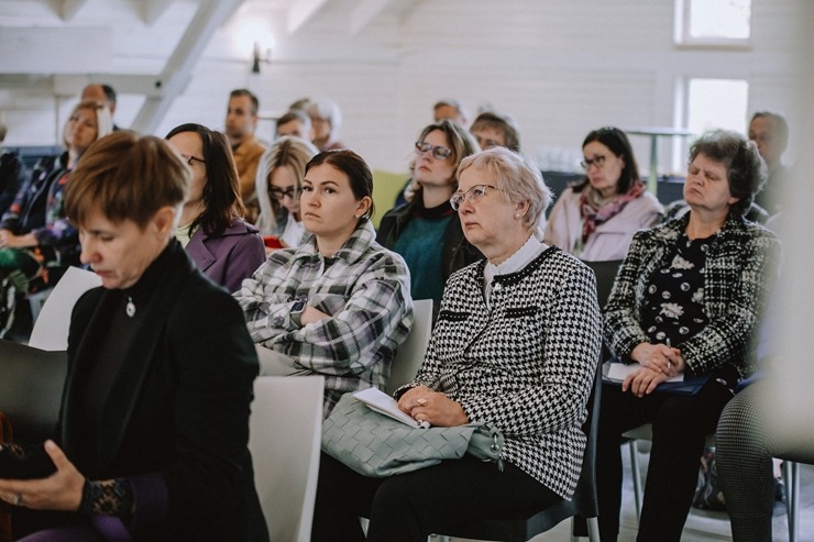 Lūznavas muižā pulcējas Latgales tūrisma profesionāļi uz semināru «Esi i dori». Foto: Dagnija Bernāne 337343