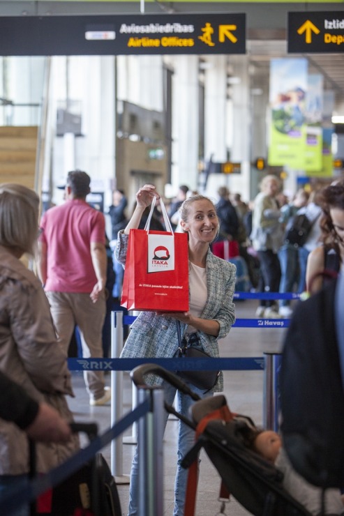 «ITAKA Latvija» sadarbībā ar «Buzz Airlines» uzsāka lidojumus no Rīgas uz Kavalu un Tirānu. Foto: ITAKA Latvija 337409