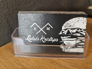 Travelnews.lv iepazīst «Burgeru māja Lielais Kristaps» ēdienkarti uz Matīsa ielas Rīgā 27