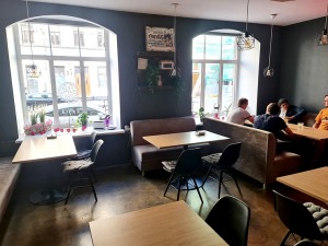 Travelnews.lv iepazīst «Burgeru māja Lielais Kristaps» ēdienkarti uz Matīsa ielas Rīgā 8