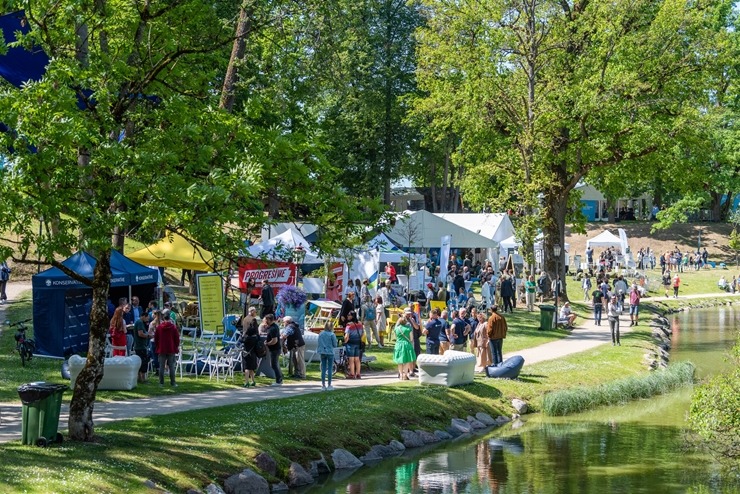 Zīmīgi foto mirkļi no sarunu festivāla LAMPA Cēsīs. Foto: Festivalslampa.lv 337857