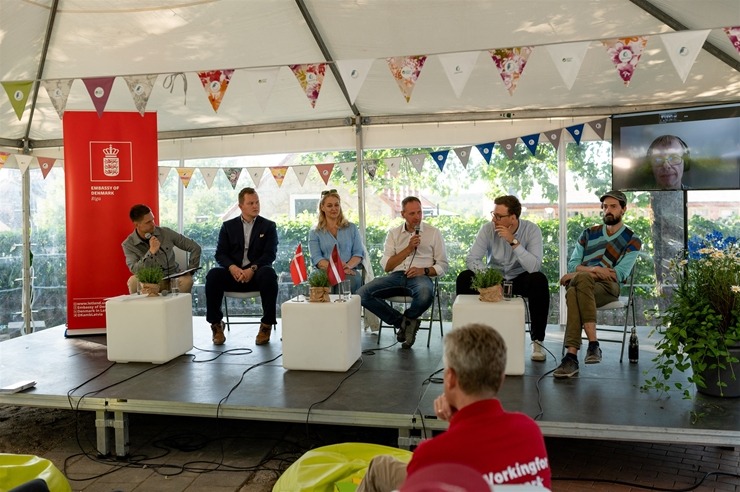 Zīmīgi foto mirkļi no sarunu festivāla LAMPA Cēsīs. Foto: Festivalslampa.lv 337866