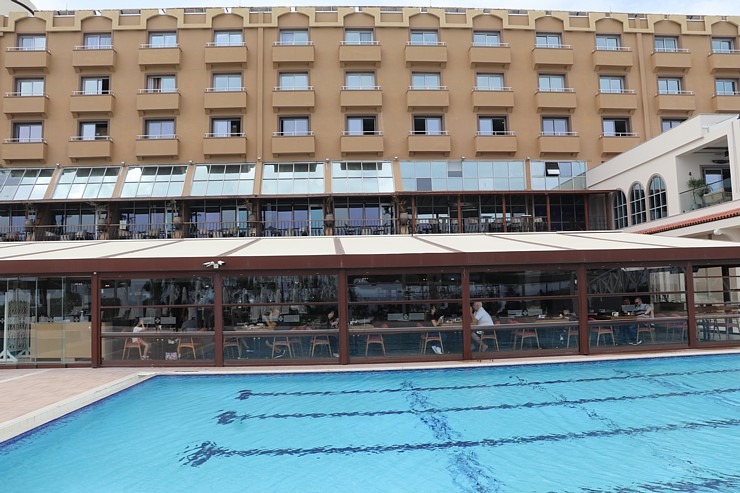 Travelnews.lv iepazīst Ziemeļkipras viesnīcu «Merit Park Hotel Casino & Spa» Kirēnijā. Sadarbībā ar Puzzle Travel 338494