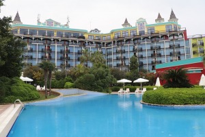 Travelnews.lv iepazīst Ziemeļkipras viesnīcu «Merit Crystal Cove Hotel Casino & SPA». Sadarbībā ar Puzzle Travel 15