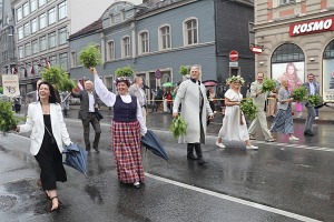 Atpazīsti savējos dziesmu un deju svētku dalībnieku gājienu Rīgā - «Novadu dižošanās» 79