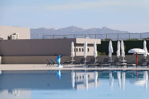 Travelnews.lv iepazīst Ziemeļkipras viesnīcu «The Arkin Iskele Hotel» Famagustā. Sadarbībā ar Puzzletravel.com 9