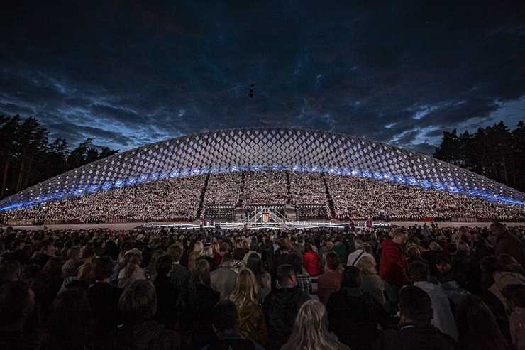 Fotogrāfs Mareks Galinovskis: Dziesmu svētku lielkoncerts «Tīrums. Dziesmas ceļš» skan Mežaparka Lielajā estrādē 339847