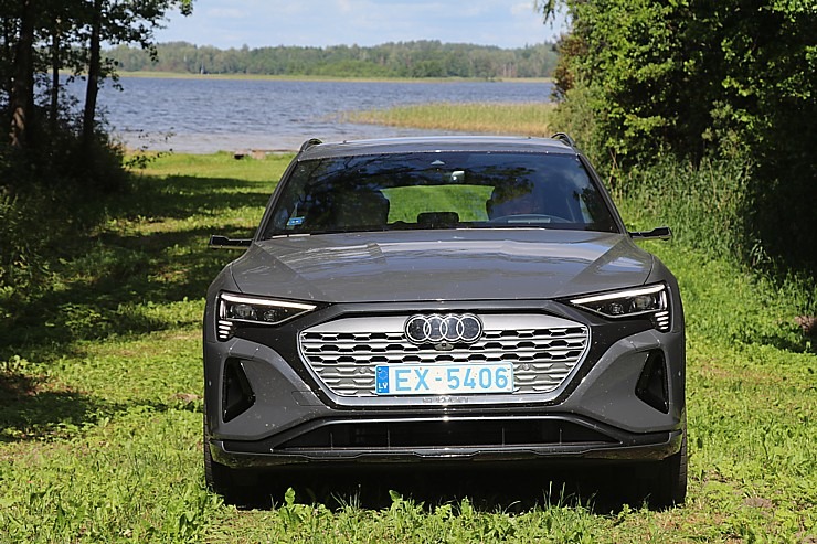 Travelnews.lv ar jauno un elektrisko «Audi Q8 e-tron» apceļo un izbauda Latgali 340315