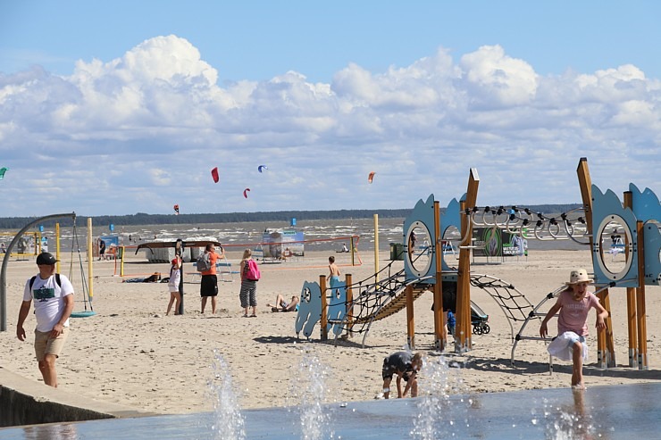 Travelnews.lv sadarbībā ar «Europcar Latvia» apciemo Pērnavas pludmali 340387