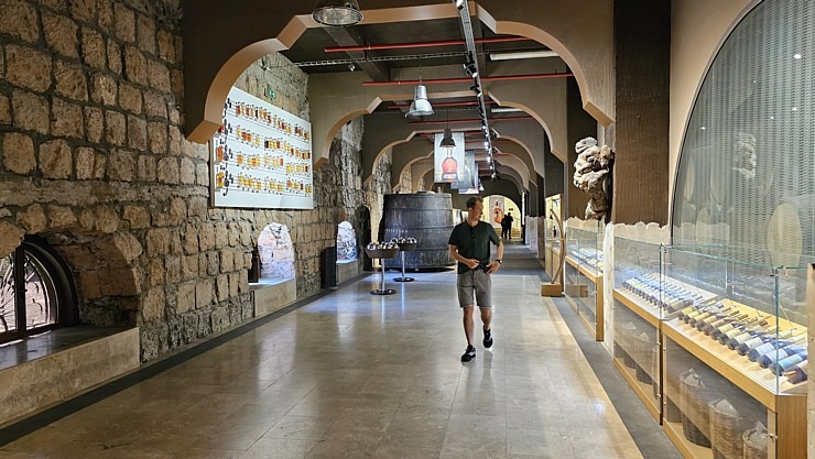 Travelnews.lv ņem dalību Erevānas konjaka rūpnīcas «Ararat» muzeja degustācijā. Sadarbībā ar «airBaltic» 340628