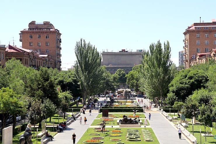 Travelnews.lv iepazīst Erevānas Kaskādi, arhitekta Aleksandra Tamanjana pieminekli un  Kafesjana mākslas centru. Sadarbībā ar airBaltic 340794