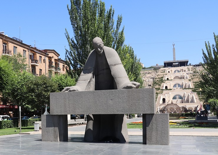 Travelnews.lv iepazīst Erevānas Kaskādi, arhitekta Aleksandra Tamanjana pieminekli un  Kafesjana mākslas centru. Sadarbībā ar airBaltic 340769