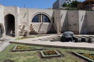 Travelnews.lv iepazīst Erevānas Kaskādi, arhitekta Aleksandra Tamanjana pieminekli un  Kafesjana mākslas centru. Sadarbībā ar airBaltic 31