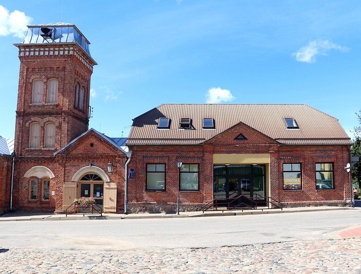 Travelnews.lv sadarbībā «Europcar Latvia» apmeklē Limbažus, kur svin 800 gadu jubileju 340879