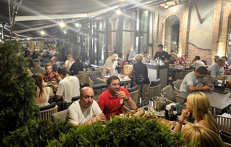 Travelnews.lv izbauda populāra Erevānas restorāna «Ktoor» vakariņas. Sadarbībā ar airBaltic 341074