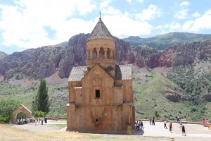 Travelnews.lv apmeklē IX līdz XVI gadsimta klosteru kompleksu Noravank Armēnijā. Sadarbībā ar airBaltic 1