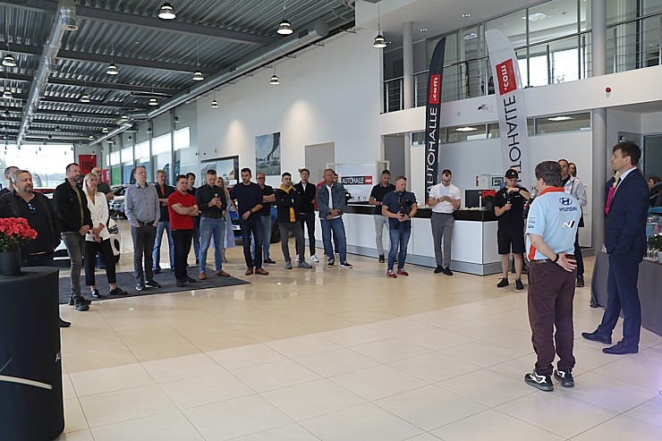 Rīgas autosalonā «Autohalle» tiek prezentēts jaunais «Hyundai Kona Electric» 341386