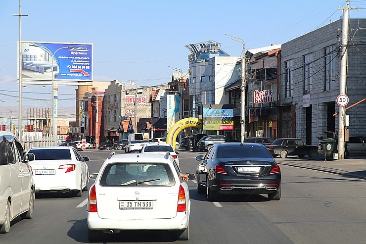 Travelnews.lv ekskursiju autobusā iepazīst Armēnijas galvaspilsētu Erevānu. Sadarbībā ar airBaltic 341661