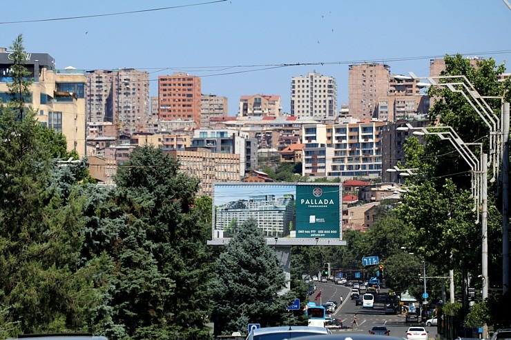 Travelnews.lv ekskursiju autobusā iepazīst Armēnijas galvaspilsētu Erevānu. Sadarbībā ar airBaltic 341666