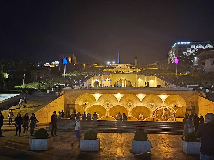 Armēnijas galvaspilsēta Erevāna piedāvā tūristiem interesantu piedāvājumu drošos apstākļos. Sadarbībā ar airBaltic 341881
