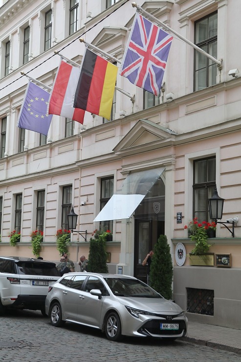 «Tez Tour Latvia» rīko TOP10 tūrisma aģentūrām parfimērijas meistarklasi viesnīcā «Grand Place Hotel Riga» 342356