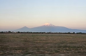 Ar «airBaltic» lidojam uz Armēnijas galvapilsētu Erevānu un baudām armēņu ēdienu, kultūru un dabu 14