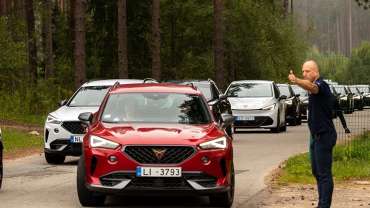 Latvijas salidojumā «CUPRA Summit 2023» pulcējas vairāk nekā 750 spēkrati. Foto: ogilvy.lv 343160