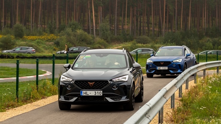 Latvijas salidojumā «CUPRA Summit 2023» pulcējas vairāk nekā 750 spēkrati. Foto: ogilvy.lv 343162