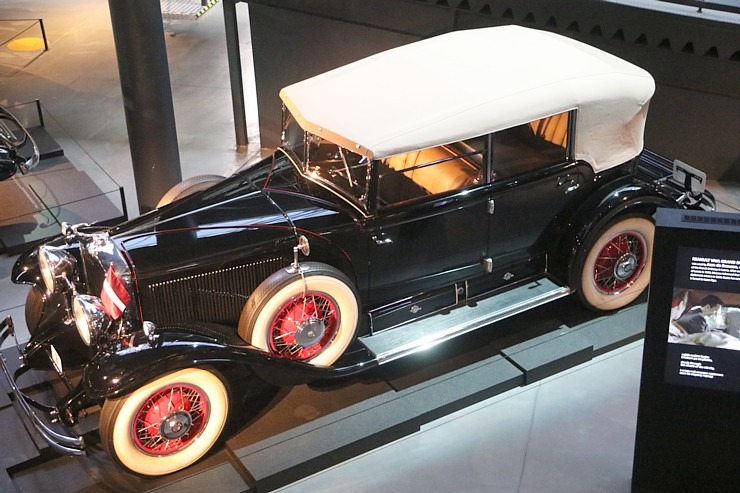 Rīgas Motormuzejs ir viens no labākajiem auto muzejiem Eiropā - moderns un ar interesantiem eksponātiem 343889