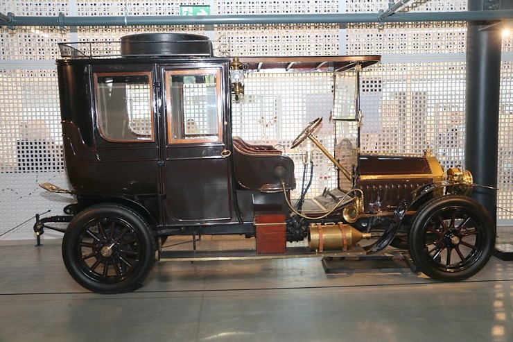 Rīgas Motormuzejs ir viens no labākajiem auto muzejiem Eiropā - moderns un ar interesantiem eksponātiem 343899