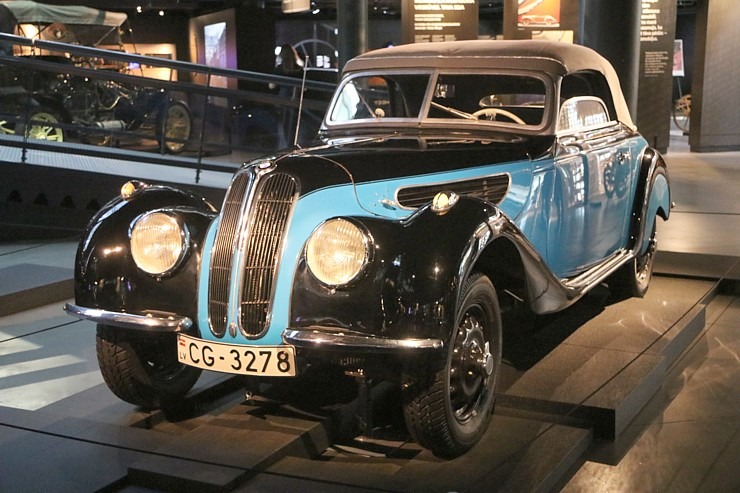 Rīgas Motormuzejs ir viens no labākajiem auto muzejiem Eiropā - moderns un ar interesantiem eksponātiem 343883