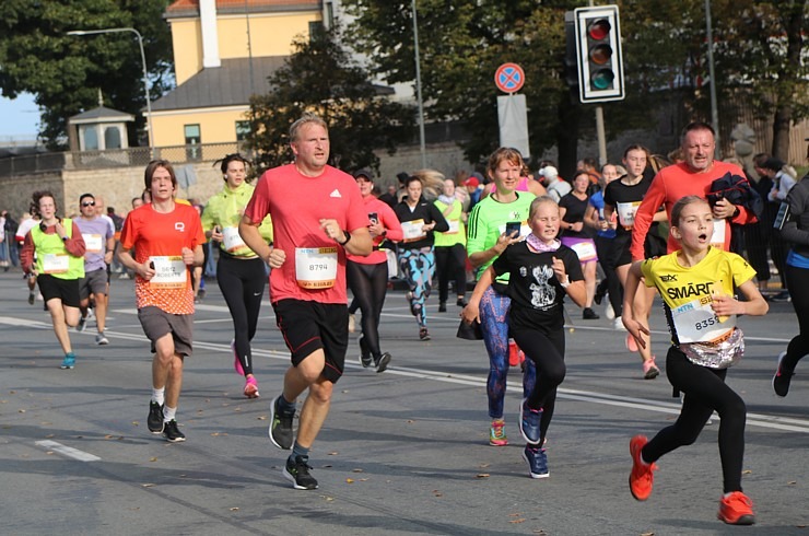 Pasaules skriešanas čempionāts 2023 Rīgā pulcē pasaules labākos ielu skrējējus labos laika apstākļos 343921