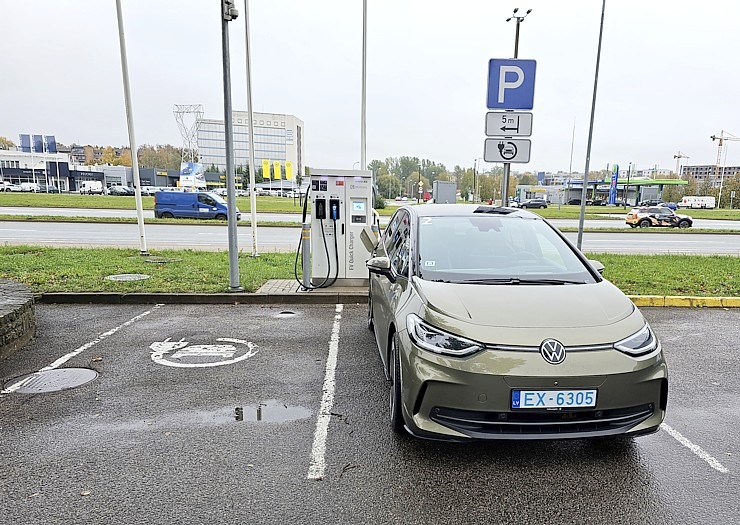Travelnews.lv ar jauno un elektrisko «VW ID.3» apceļo Kurzemi un Rīgu 345377