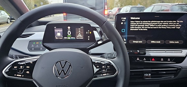 Travelnews.lv ar jauno un elektrisko «VW ID.3» apceļo Kurzemi un Rīgu 345378