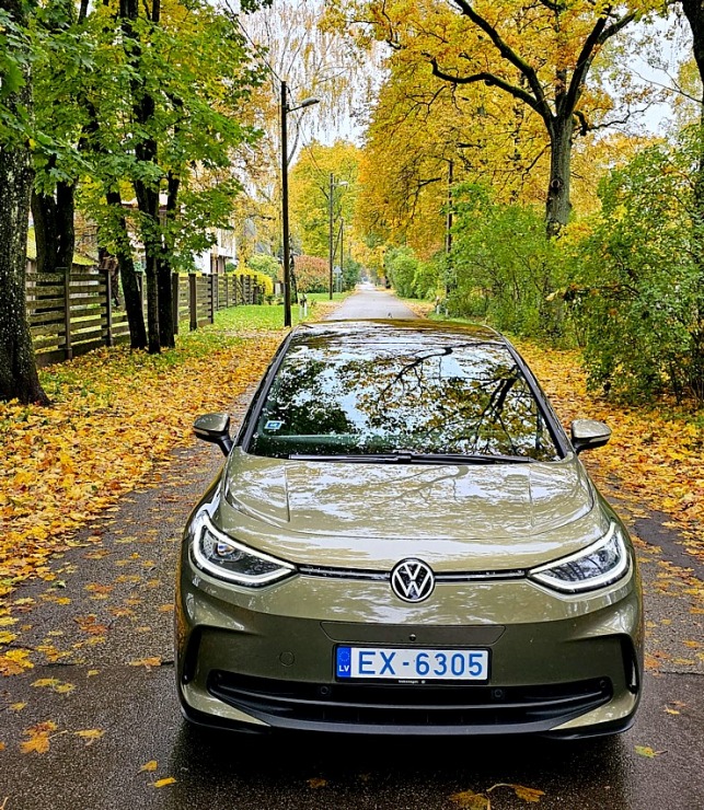 Travelnews.lv ar jauno un elektrisko «VW ID.3» apceļo Kurzemi un Rīgu 345386