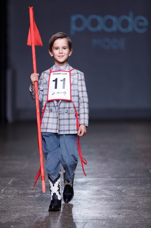 Rīgas modes nedēļa piedāvā iepazīties ar bērnu apģērbu kolekciju PAADE MODE no Latvijas. Foto: Mark Litvyakov 345923
