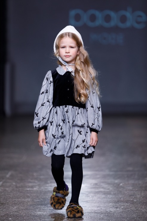 Rīgas modes nedēļa piedāvā iepazīties ar bērnu apģērbu kolekciju PAADE MODE no Latvijas. Foto: Mark Litvyakov 345924