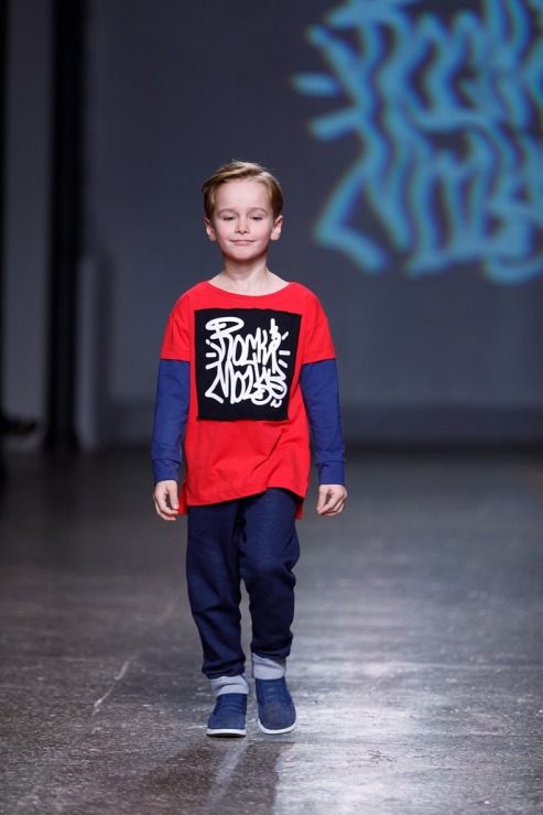 Rīgas modes nedēļa piedāvā iepazīties ar bērnu apģērbu kolekciju ROCK & MOUSE no Latvijas. Foto: Mark Litvyakov 345949