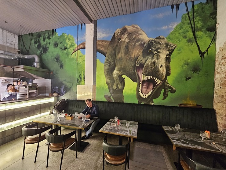 Rīgas Tallinas ielas kvartālā atvēries jauns restorāns «RED», kur garneles var ēst, cik lien vēderā 346727