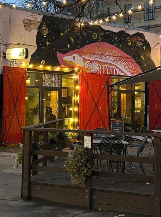 Rīgas Tallinas ielas kvartālā atvēries jauns restorāns «RED», kur garneles var ēst, cik lien vēderā 346737