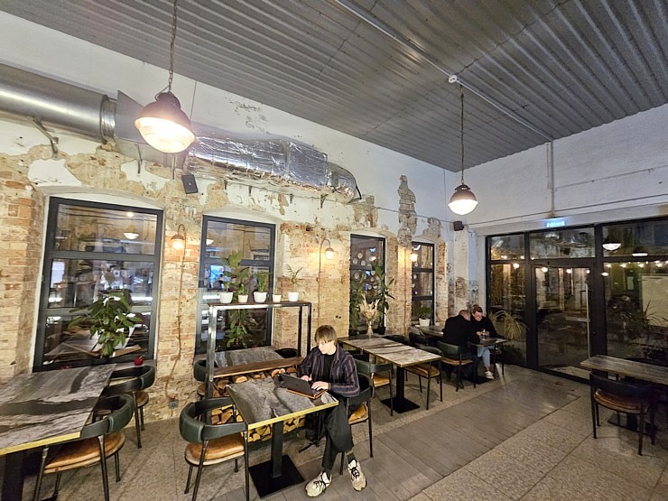 Rīgas Tallinas ielas kvartālā atvēries jauns restorāns «RED», kur garneles var ēst, cik lien vēderā 346719