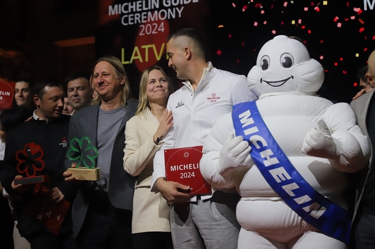 Slavenais gardēžu ceļvedis «Michelin Guide» svinīgā ceremonijā nosaka labākos Latvijas restorānus. Foto: Rojs Maizītis 346812