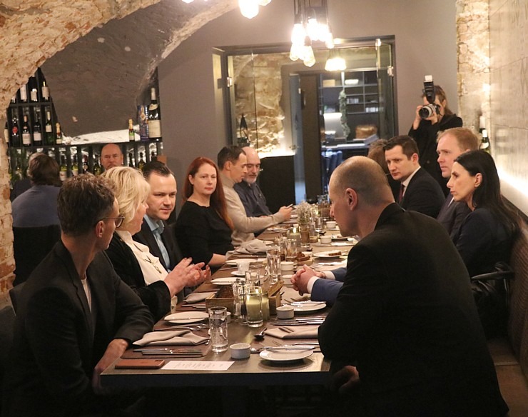 Latvijas Restorānu biedrība tiekas seminārā un Rīgas viesnīcas «Pullman Riga Old Town» pusdienās ar Ekonomikas ministru Viktoru Valaini 348842